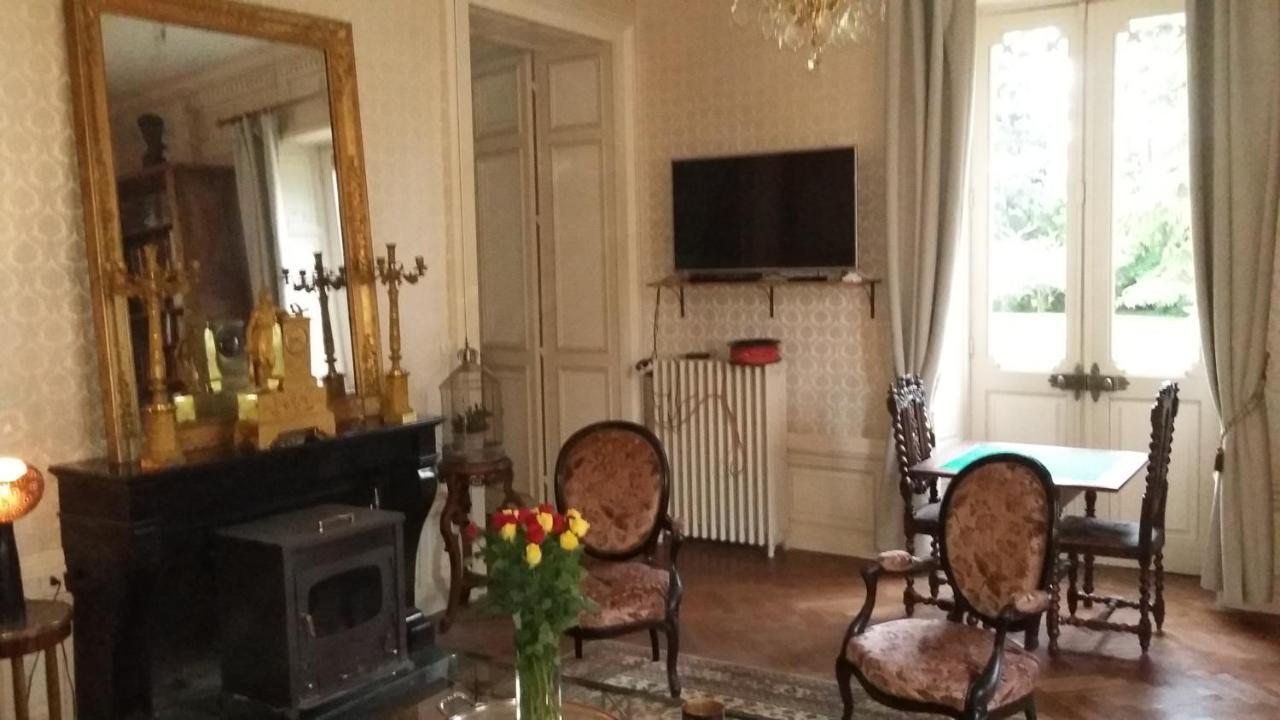 Les Hotes Du Prieure Treize-Vents Екстериор снимка